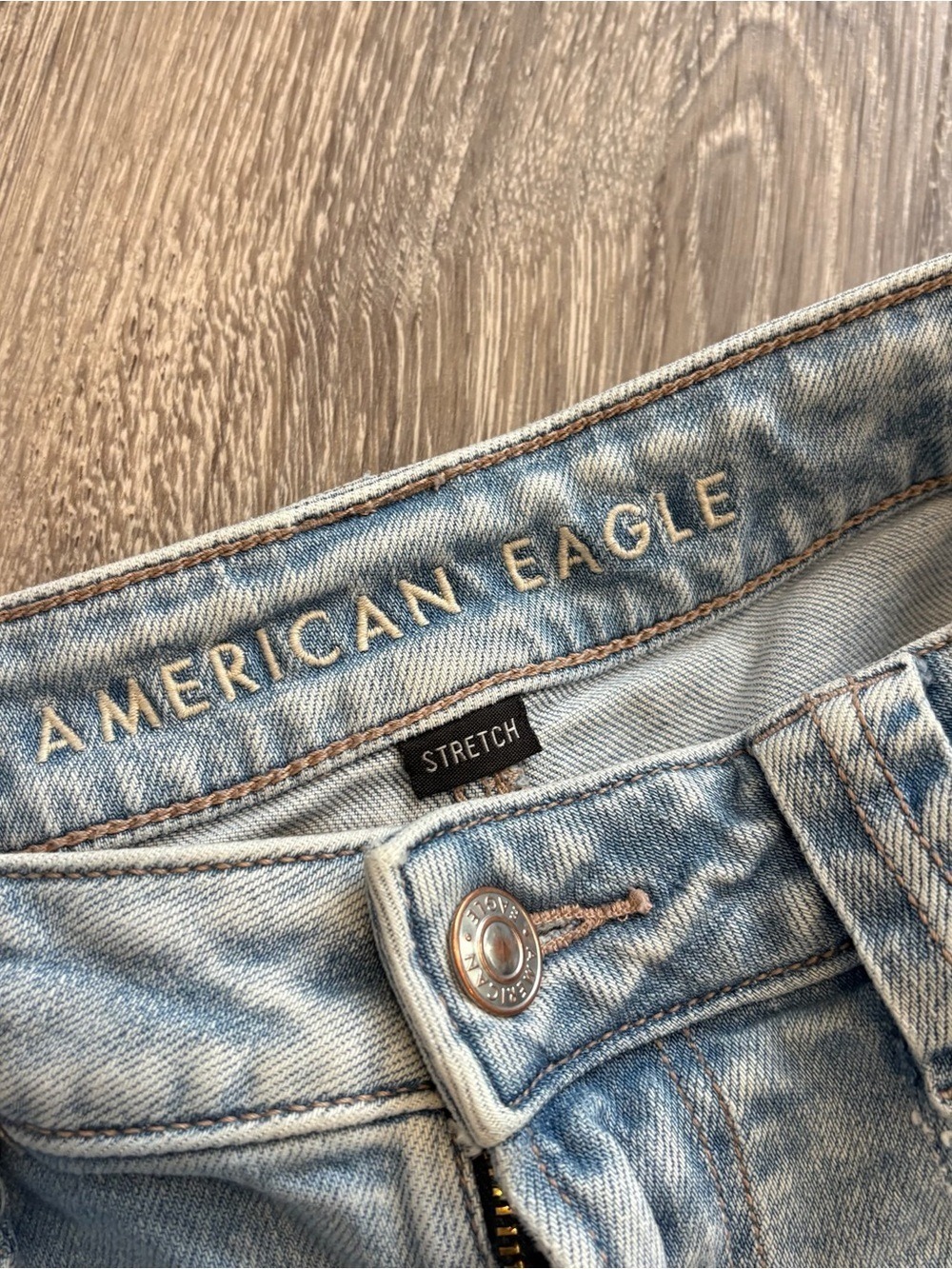American Eagle Outfitters Super High Rise Baggy Wide Leg Cargo Jeans Size 2 - Picture 4 of 9
